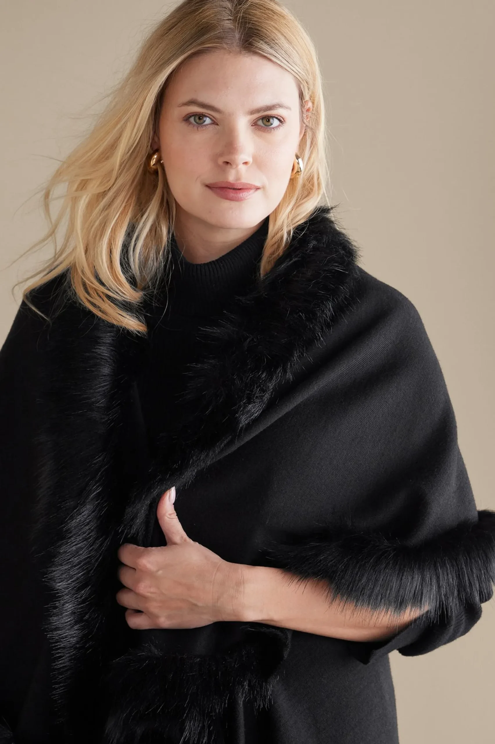 Soft Surroundings Kamaria Wrap> Scarves & Wraps